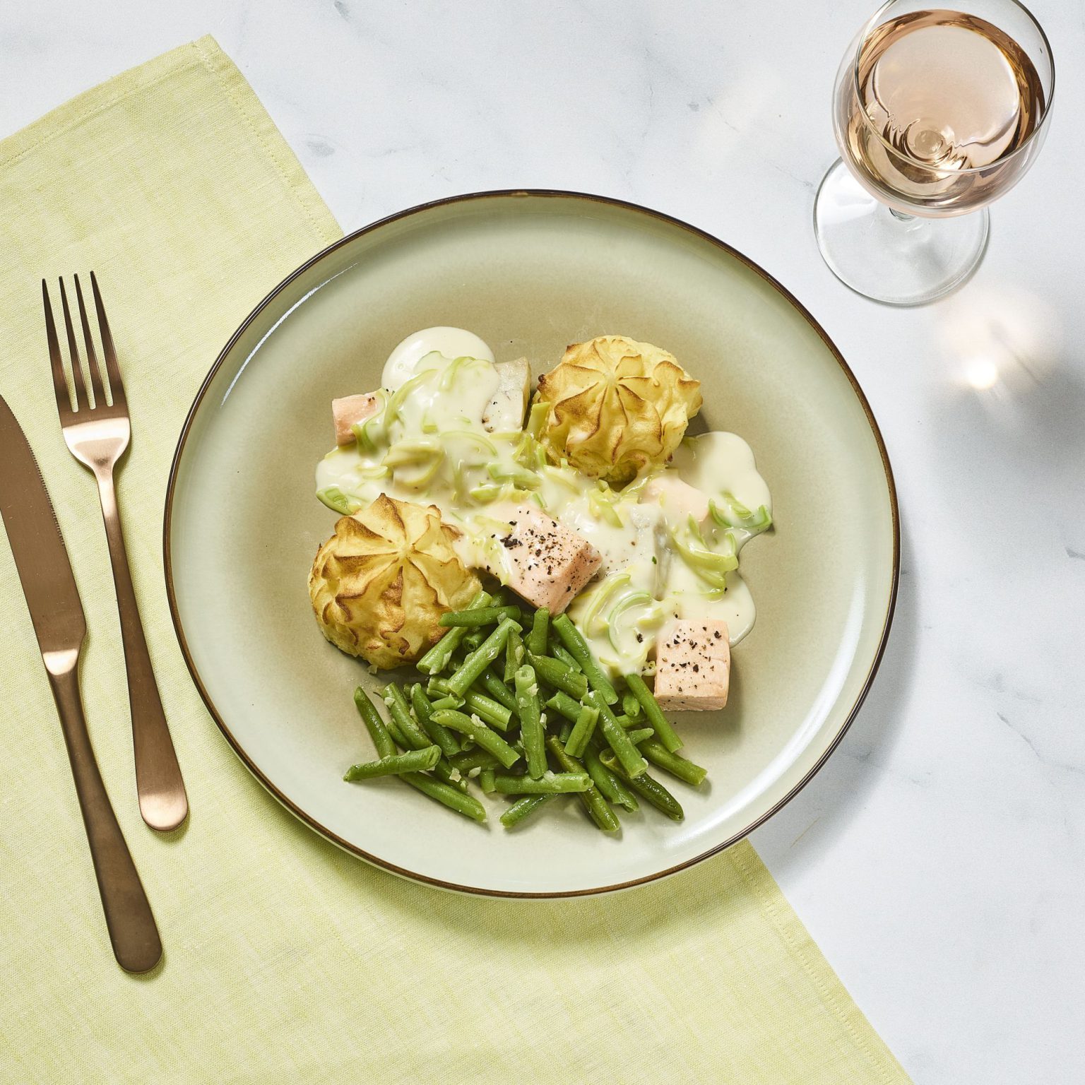 Vispannetje Met Prinsessenboontjes En Aardappelpuree Delimeal vispannetje-met-prinsessenboontjes-en-aardappelpuree-delimeal